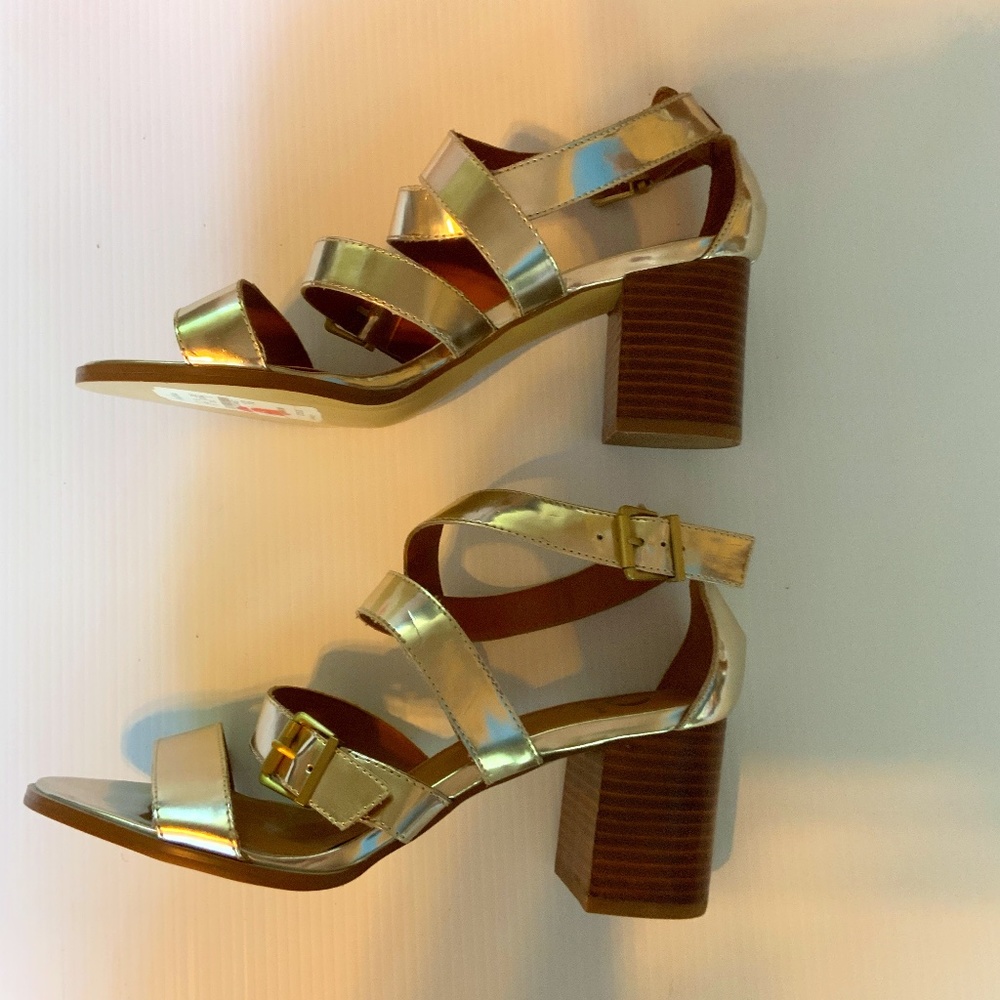 Kelsi Dagger Gold Metallic Sandals size 10